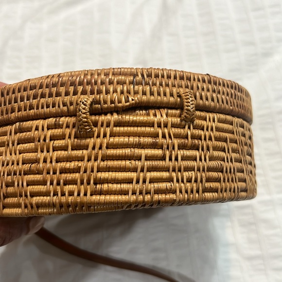 Round Rattan Bag - Picture 6 of 7